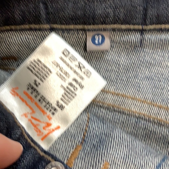 Citizens of Humanity Jean Shorts - Picture 4 of 6